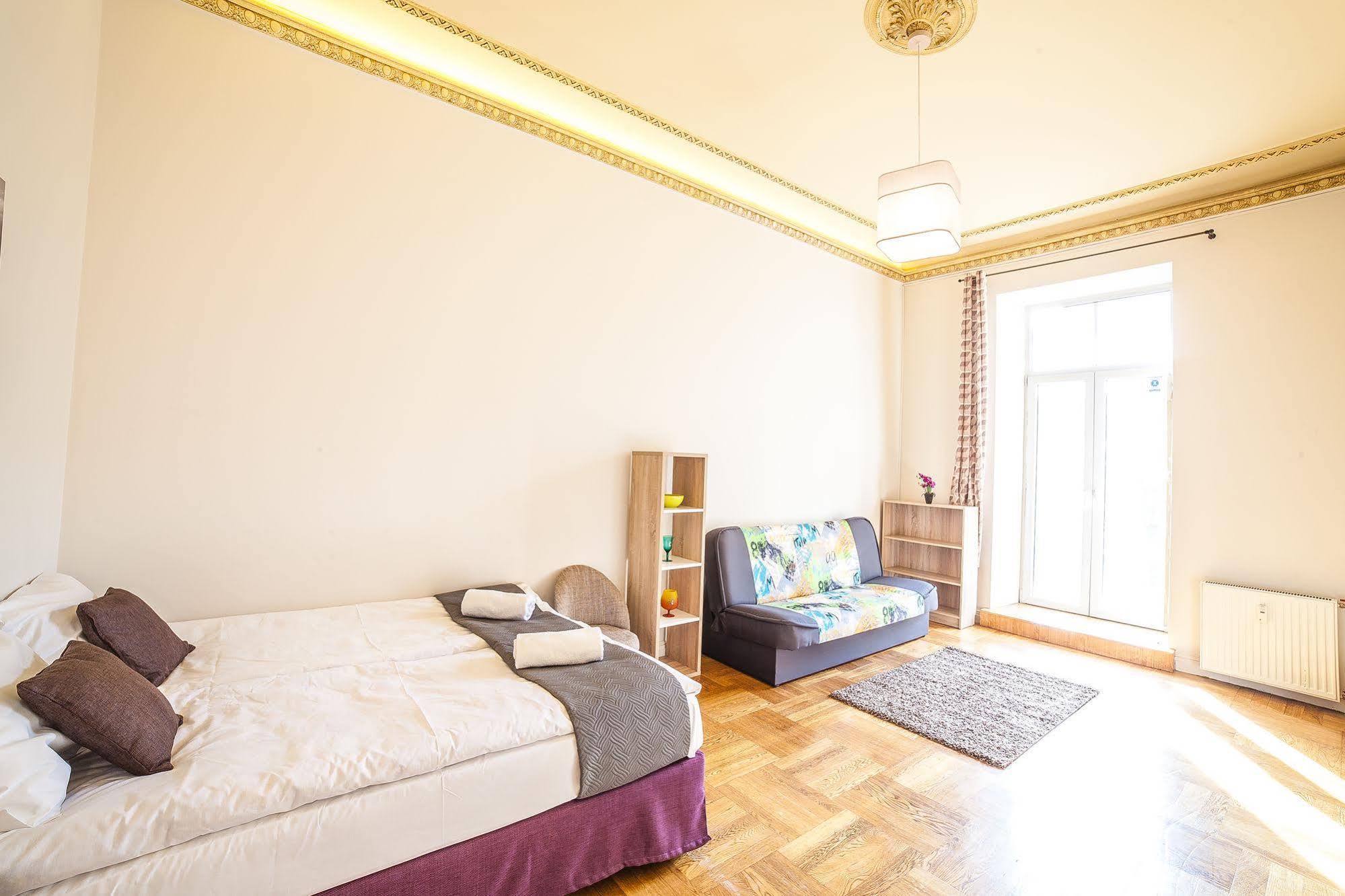 Mosaic Center Apartments Riga Luaran gambar